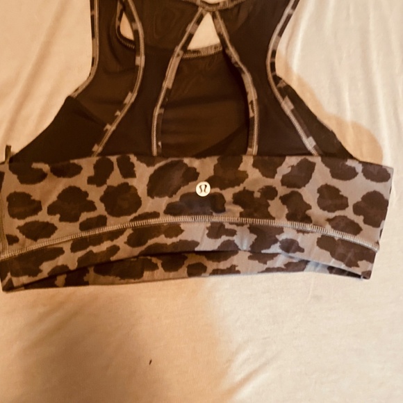 Lululemon High Neck Sports Bra Size 10 - Picture 4 of 4